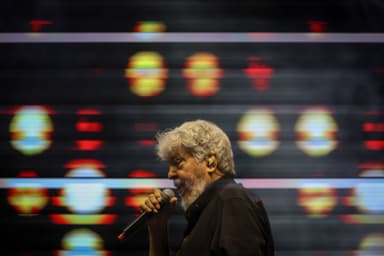 Sidney Magal leva nostalgia e romantismo à Virada Cultural em São Paulo