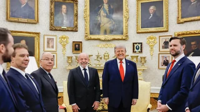Após encontro entre Lula e Trump, EUA e Brasil têm reunião sobre tarifas