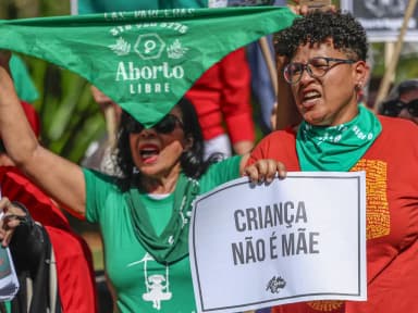 Em 2 minutos, Senado aprova projeto que dificulta aborto legal em crianças