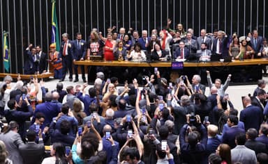 Quando começa a valer o fim da escala 6×1?