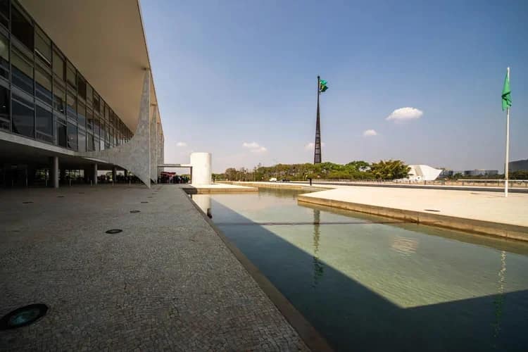 Banco Central registra dívida bruta em 82,5% do PIB e R$ 10,9 trilhões