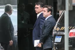 Flávio e Michelle se aproximaram de bispo que defendeu retirar título de padroeira de Nossa Senhora