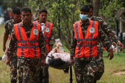 Avalanche entre Nepal e China deixou mais de 1.000 mortos; número de desaparecidos ultrapassa 4.000