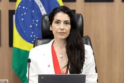 Ministra do TSE que proibiu Globo de exibir púlpito vazio já declarou voto em Lula
