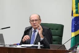 Gilmar apresenta a Fachin proposta para retirar policiais e militares de gabinetes do STF