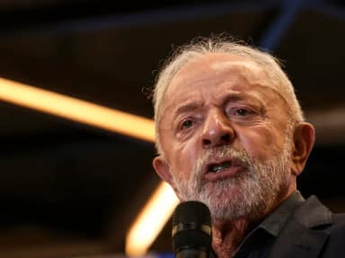 Lula espera renúncia de Jaques Wagner da liderança do governo, dizem aliados