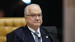Fachin manda Mendonça, Moraes, Gonet e chefe da PF prestarem informações sobre diálogos com Vorcaro
