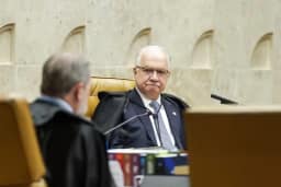 Fachin dá 72 horas para Mendonça responder a pedido da AGU contra afastamento de diretores da PF