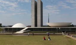 Calendário especial pode acelerar votação da PEC do fim da escala 6×1