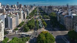 Pobreza sobe para 32,3% na Argentina no primeiro semestre de 2026