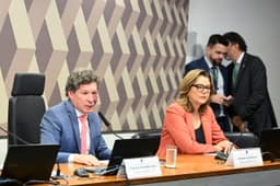 “Taxa das blusinhas”: relatório de MP que zera imposto deve ser votado na segunda
