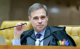 TSE manda remover posts sobre Flávio e Nossa Senhora