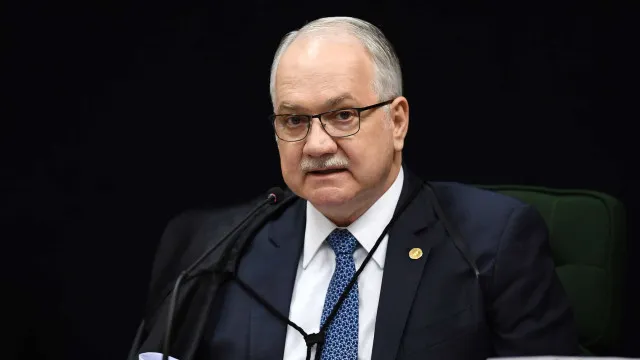 Edson Fachin dá cinco dias a André Mendonça e Paulo Gonet na crise do STF