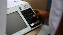 Só 34,3 mil votos foram registrados após as 17h; Lula venceu Flávio por 4,43 milhões