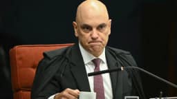 Mensagens com Vorcaro são 'farsa montada' e 'vingança' de aliados de Bolsonaro, diz Moraes