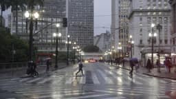 São Paulo tem previsão de chuva até domingo (4), o primeiro turno das eleições