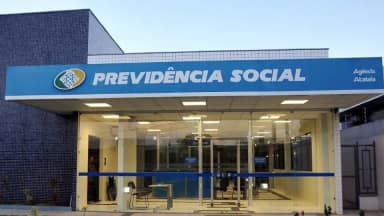 Fila do INSS cai a menor patamar desde 2024, e nova presidente vê redução gradual nos próximos meses
