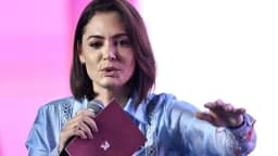 Michelle Bolsonaro tenta conter repercussão negativa após elogio a programa de Lula