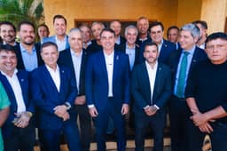 Quem são os 47 candidatos ao Senado apoiados por Flávio Bolsonaro