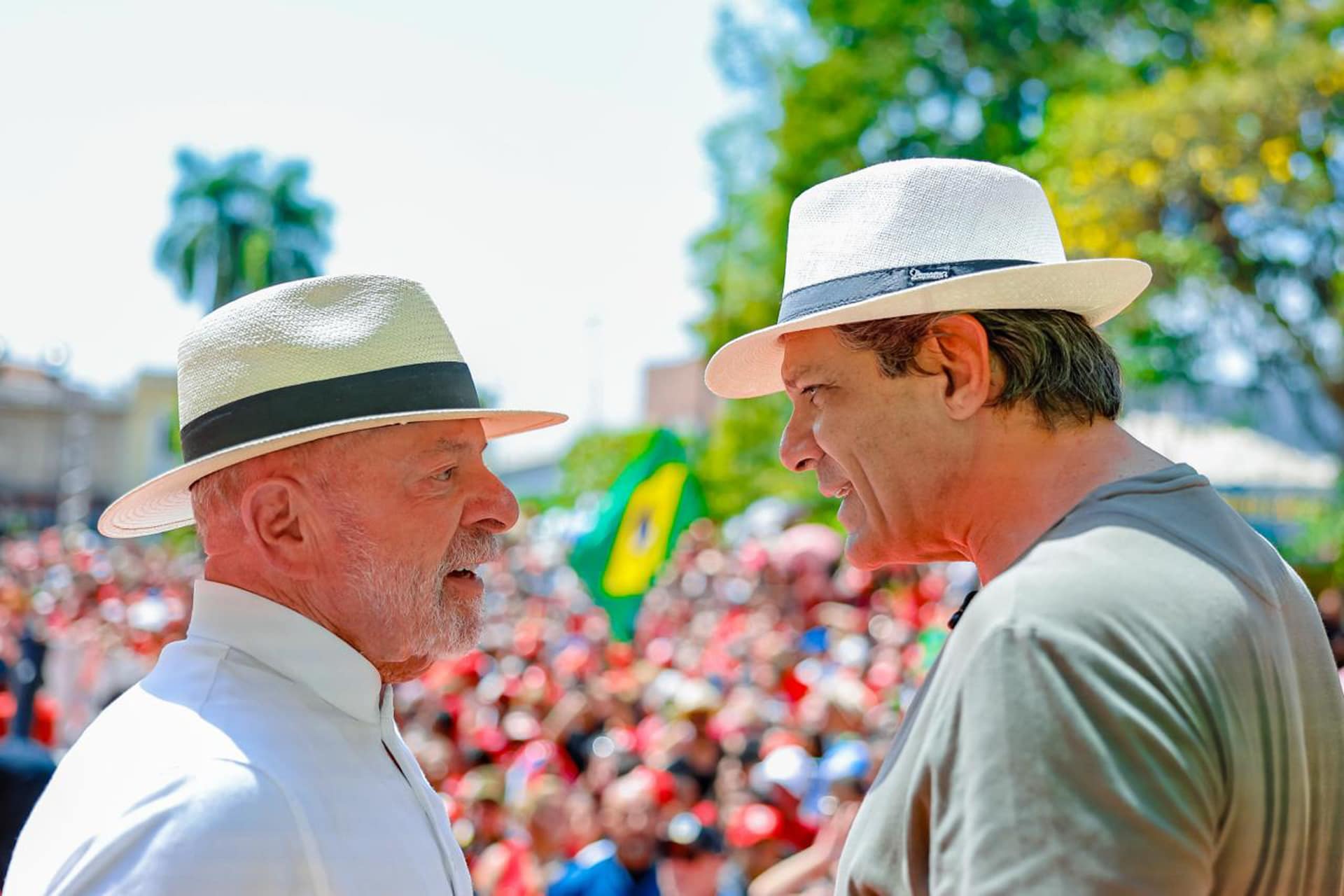 Lula faz ato com Haddad em São José do Rio Preto e ataca Tarcísio