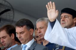 Flávio aposta em debate da Globo para tentar vencer Lula no 1º turno