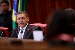 Nunes Marques manda incluir Zema e candidatos do Novo em debates da Globo