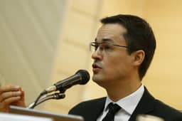 TRE proíbe Dallagnol de compartilhar propaganda eleitoral em suas redes sociais