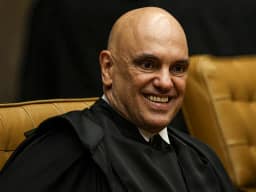 Relembre as 52 mensagens de Vorcaro a Moraes