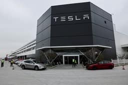 Coca-Cola, Tesla e eBay pedem aos EUA que não imponham tarifas sobre produtos brasileiros