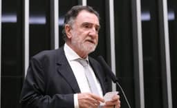 Patrus Ananias confirma pré-candidatura ao governo de Minas; foi a 5ª opção de Lula