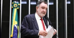 PT define palanque em Minas, e Patrus Ananias será o candidato de Lula