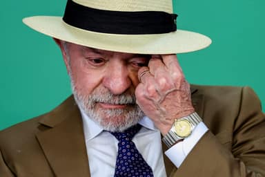 Desaprovação a Lula chega a 49% enquanto avaliação negativa soma 43%, diz Nexus/BTG