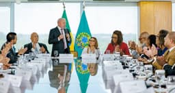Lula volta a se comparar a Cristo em encontro com pastores