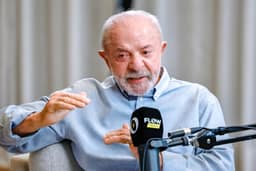 Lula chama Flávio de ‘vira-lata’ e defende reforma no Judiciário após eleição