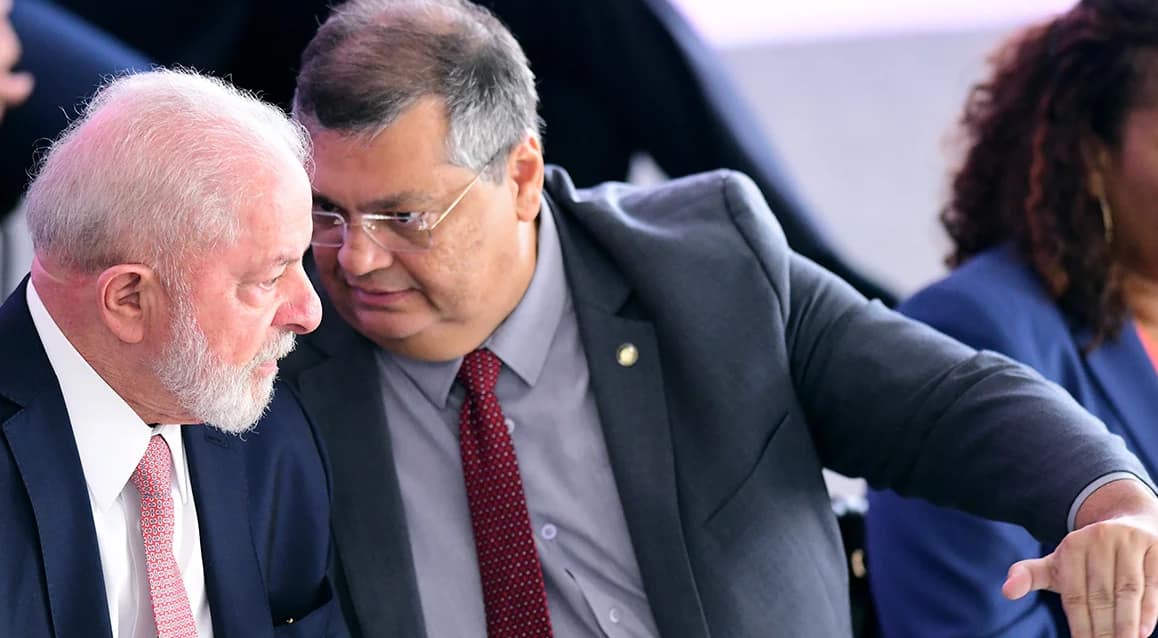 Flávio Dino pede vista e encerra sessão do STF sobre Alexandre de Moraes