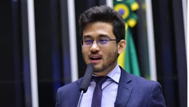 Renan Santos tem 2,24% e Kim Kataguiri invoca meta de 3% para seguir deputado