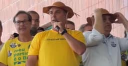 Quaest: Rejeição a Flávio Bolsonaro segue maior que a de Lula em nova pesquisa