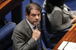 Cid Gomes lidera corrida ao Senado no Ceará com 26%, diz pesquisa