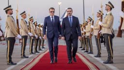 Explosões em Damasco são registradas durante visita de Macron
