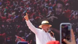 Ao vivo: Lula faz comício em Belém