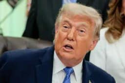 Irã desafia Trump e diz que só reabrirá Estreito de Ormuz sob suas condições
