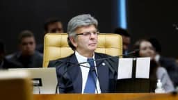 AGORA: Defesa de Flávio Bolsonaro pede a Fux anulação de decisão de Dino sobre Nossa Senhora Aparecida