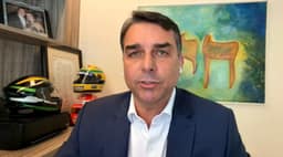 Flávio Bolsonaro acusa Dino de “sequestrar” investigação sobre Dark Horse