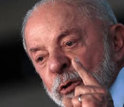 Lula decide não participar do debate da Globo, diz campanha