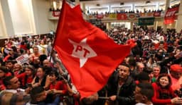 PT supera União Brasil e se torna partido com mais filiados na Bahia