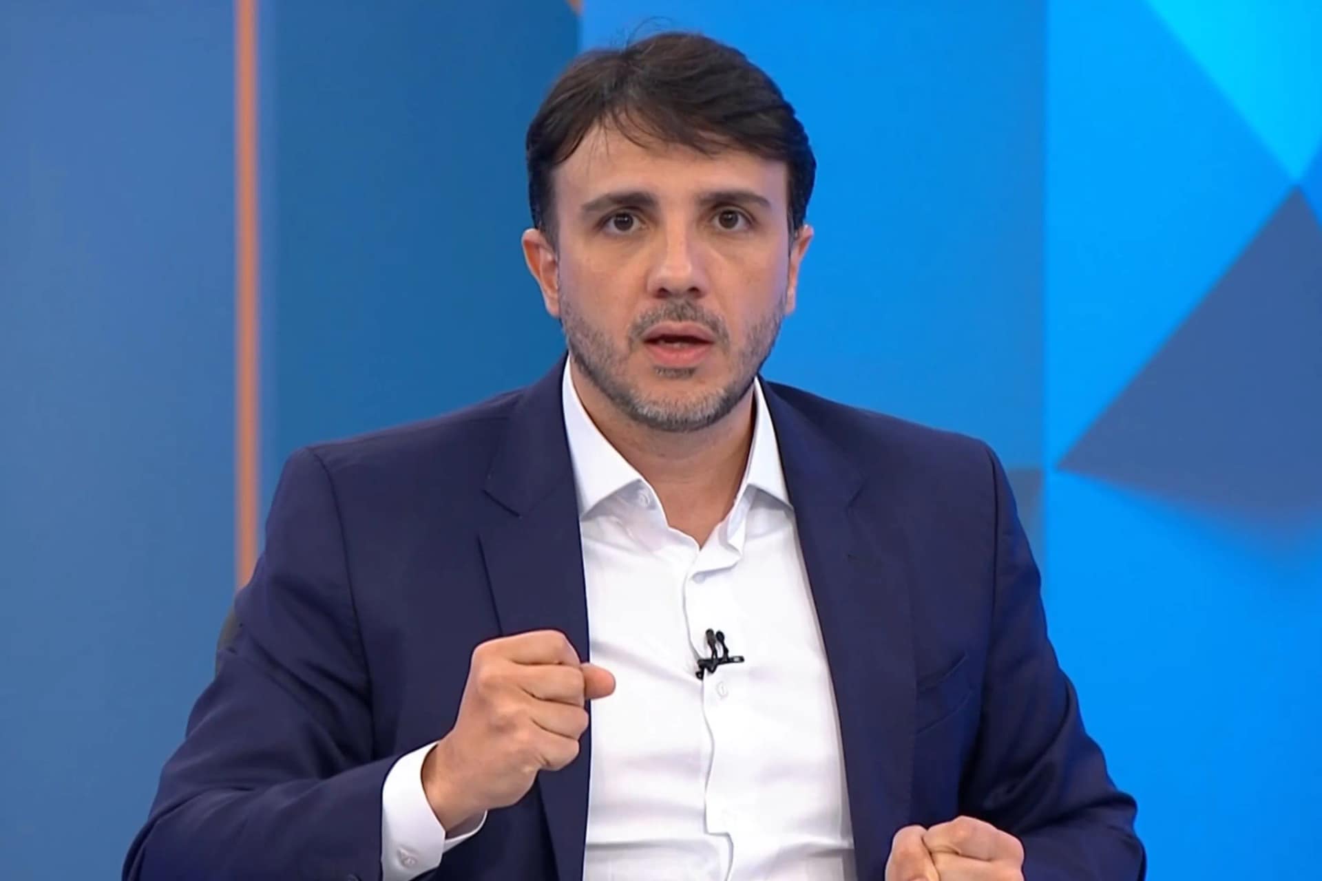 Renan Santos ataca o STF e diz que, eleito, não cumpriria decisão que julgar ilegal
