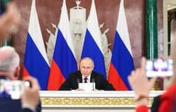 Kremlin chama suspensão de sanções dos EUA à Rússia de “momento histórico”