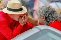 Mulheres se afastam de Flávio e Lula abre 9 pontos na Quaest
