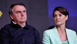 Jair Bolsonaro bate o pé e quer manter Michelle no Senado Federal