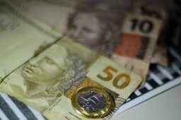 CMN amplia em R$ 2 bi limite de crédito a estados e municípios